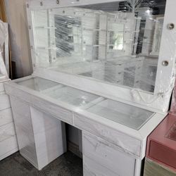 Makeup Vanity 