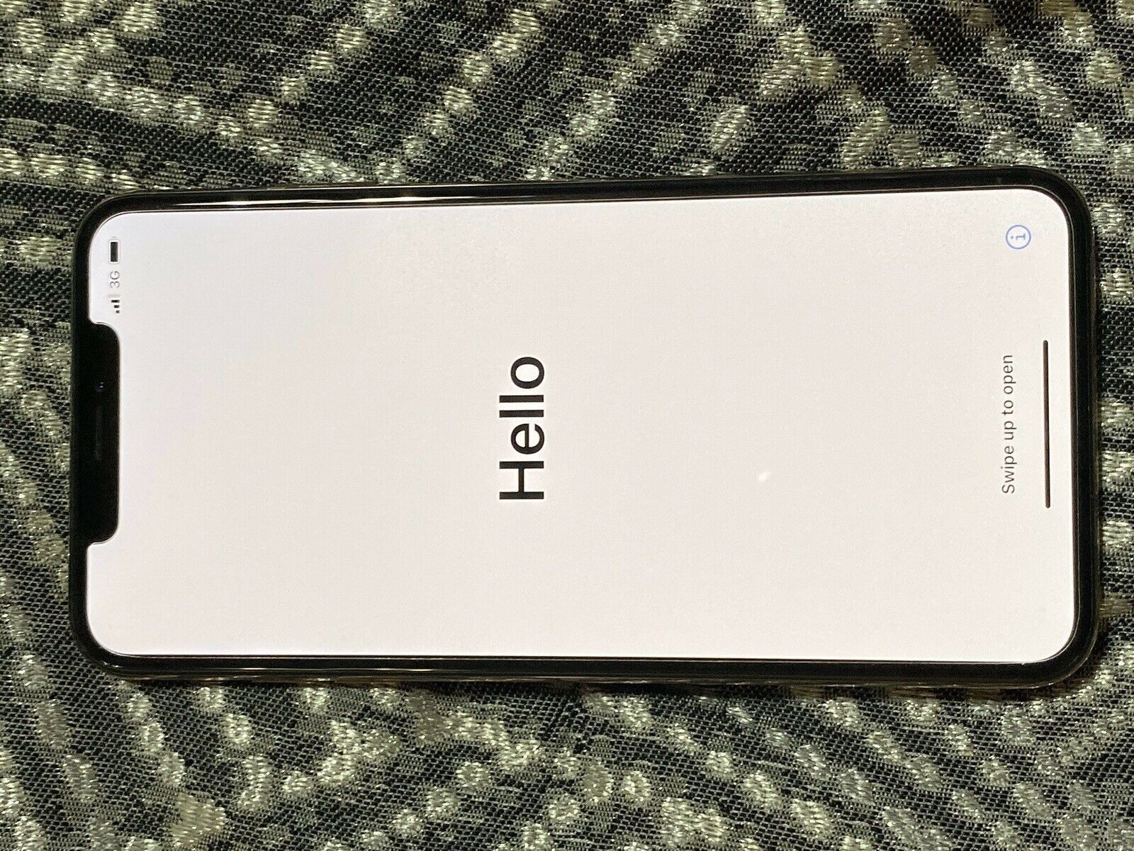 IPhone xs max (near mint) [WILL SHIP OUT]