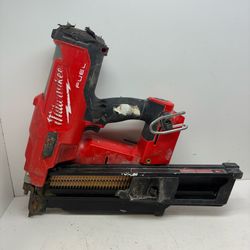 Milwaukee M18 Fuel Brushless Framing Nailer 210538/15
