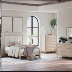 QUEEN SIZE BED