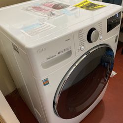 LG Front load washer & Dryer Set