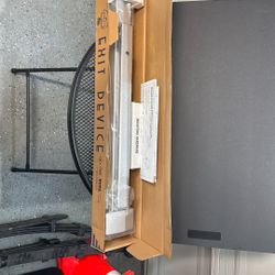 Cal- Royal Push Bar Exit panic Device
