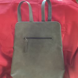 UNIVERSAL THREAD NWT BACKPACK GN OLIVE FAUX LEATHER