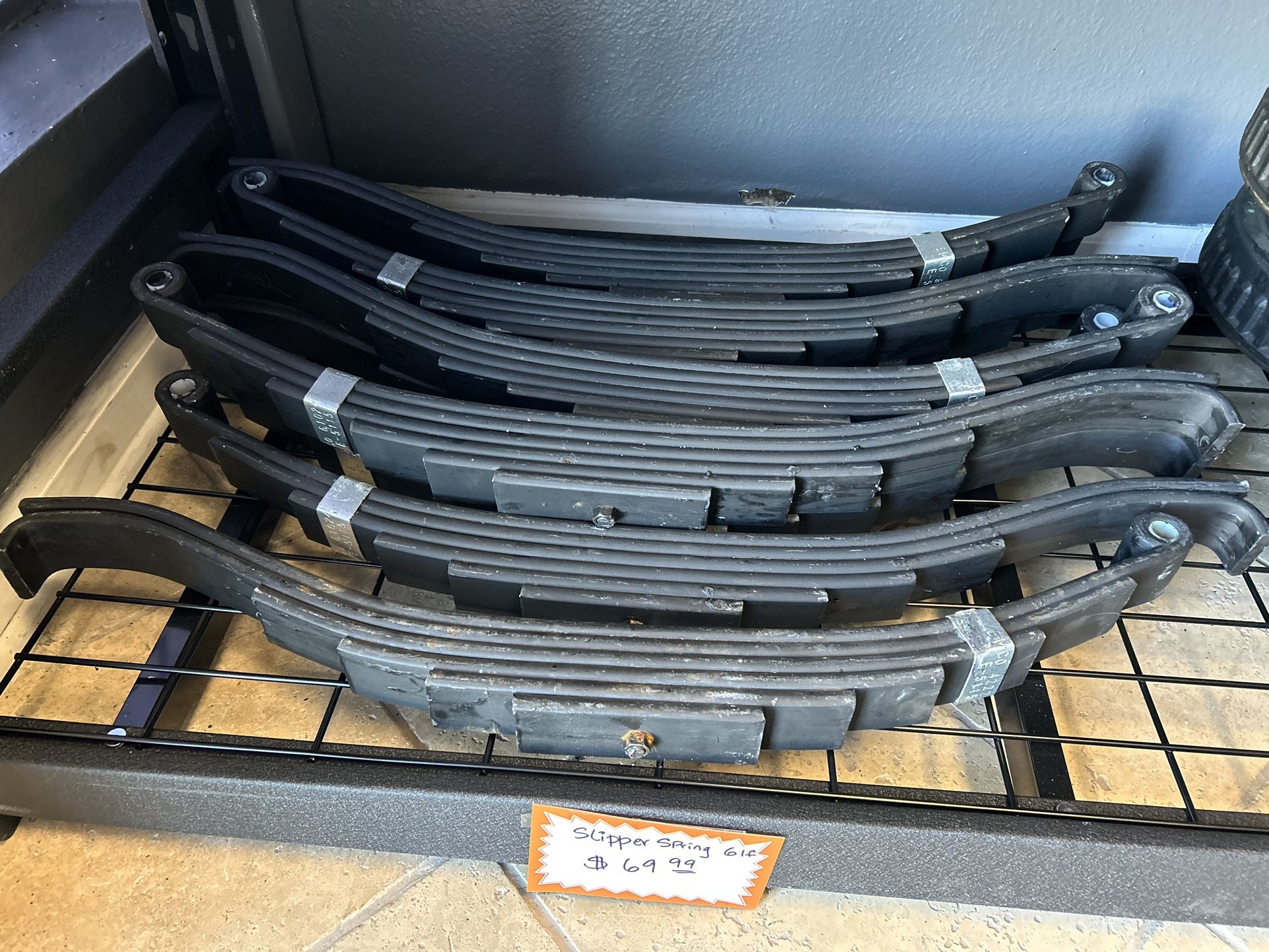 Spring Muelle 6 Leaf Trailer Slipper Spring / Muelle Para Traila De 6 Hojas for Sale ...