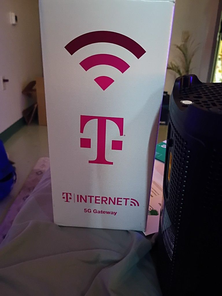 If You Have T-Mobile Or Metro By T-Mobile This Is A Home Internet Tower Works Perfectly Well Like New Just Switched Over To Spectrum.