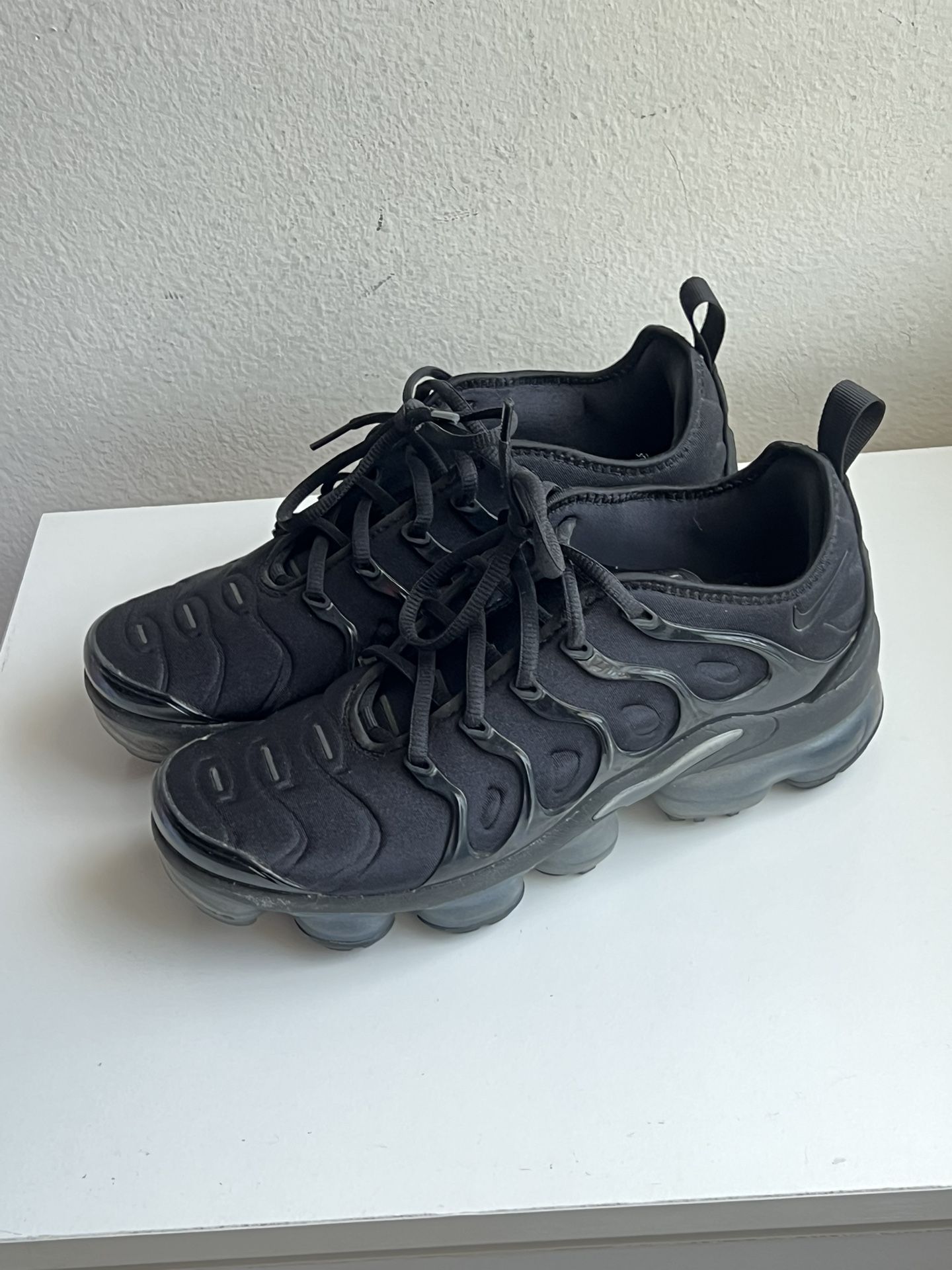 Women’s Nike shoes