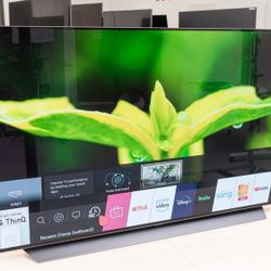 55" LG 4K UHD 120hz Oled Smart Tv CX