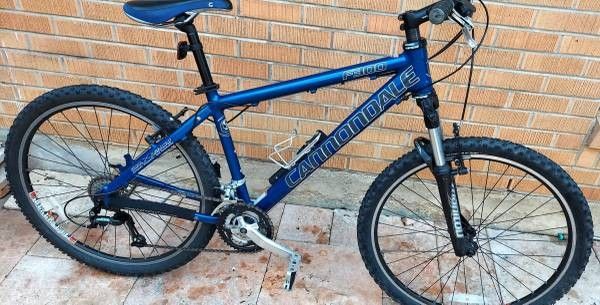 Cannondale F300 Front Suspension Mountain Bike