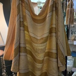Round 72 In Gold Tablecloth 