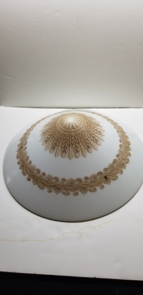 EXQUISITE ANTIQUE HEAVY LAMP SHADE
