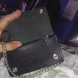 Leather Wallet With Chain.