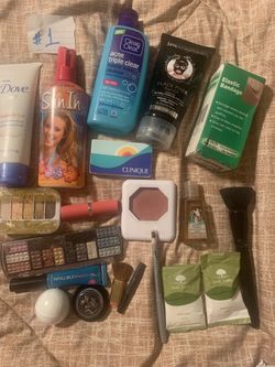 7 Random Large Bags Of Makeup $20. Each