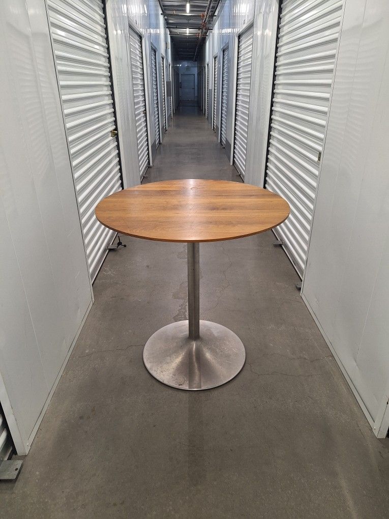 Bar Table