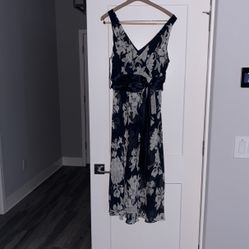 Dress- Navy And White Flowers