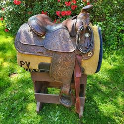 Show saddle