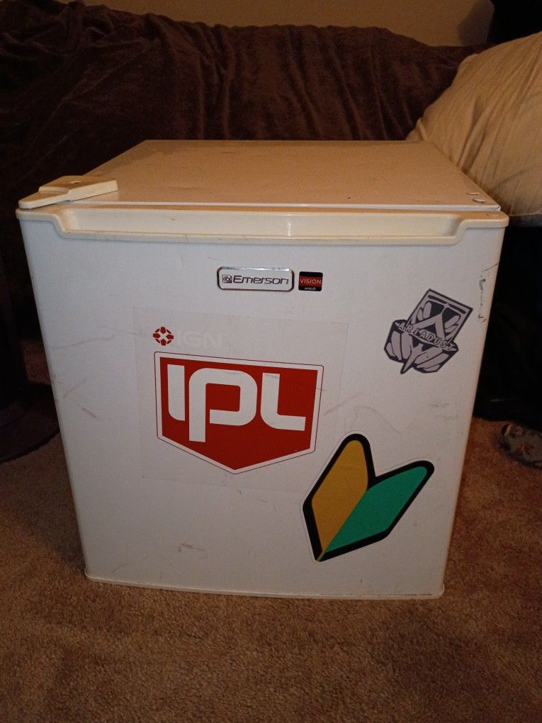 Mini Fridge