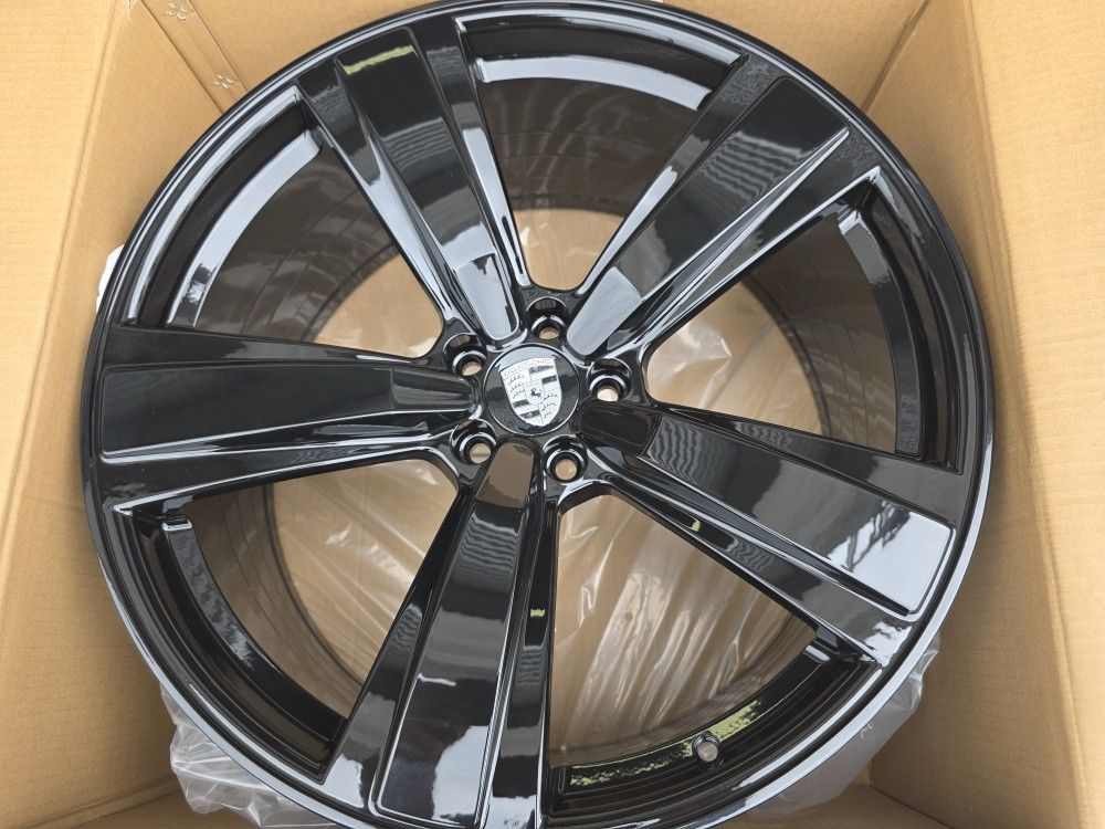 21" New Staggerd PORSCHE MACAN Wheels With New LEXANI Tires