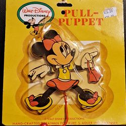 Disney Minnie pull puppet