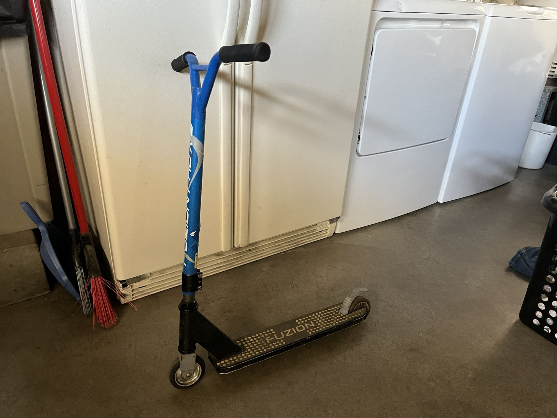 Fusion Pro X Series Scooter