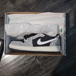 WMNS  JORDAN 1 LOW  SIZE 12W ELEPHANT  PRINT