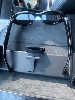 Kylie Meta glasses