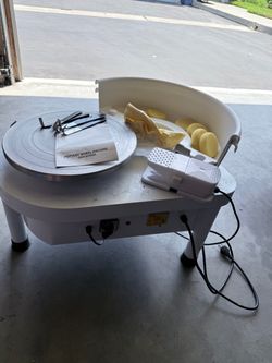 VEVOR 11-inch Pottery Wheel (Model GCJX-009)