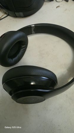Beats earphones