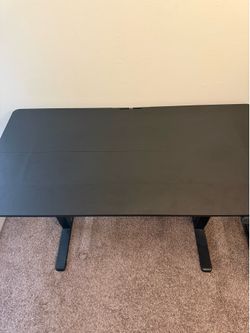 Electric Standing Desk - 48” x 24” - Like New, Height Adjustable