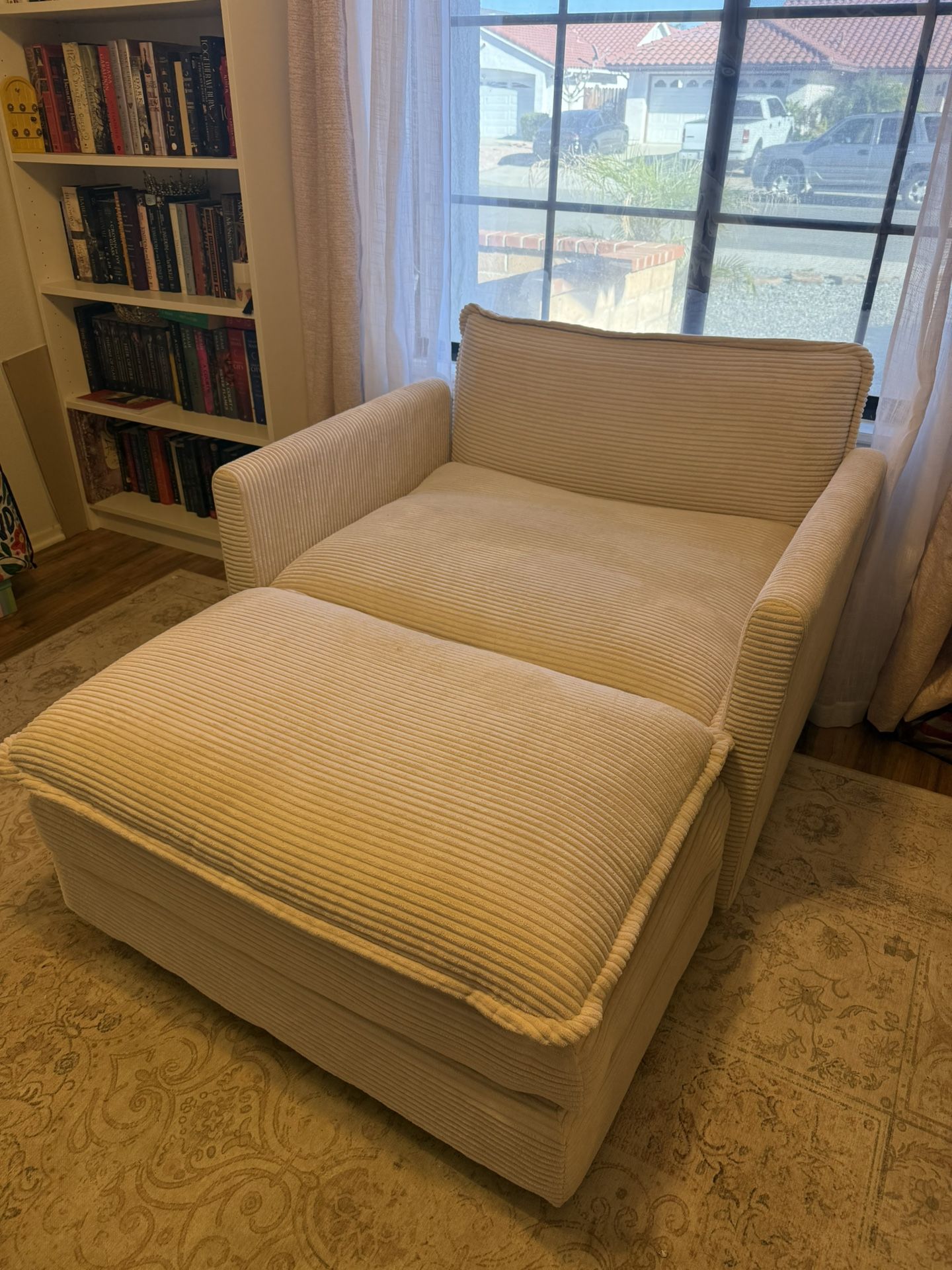 Couch Chair With Ottoman