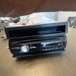 Sony CDX-GT56UIW Radio 