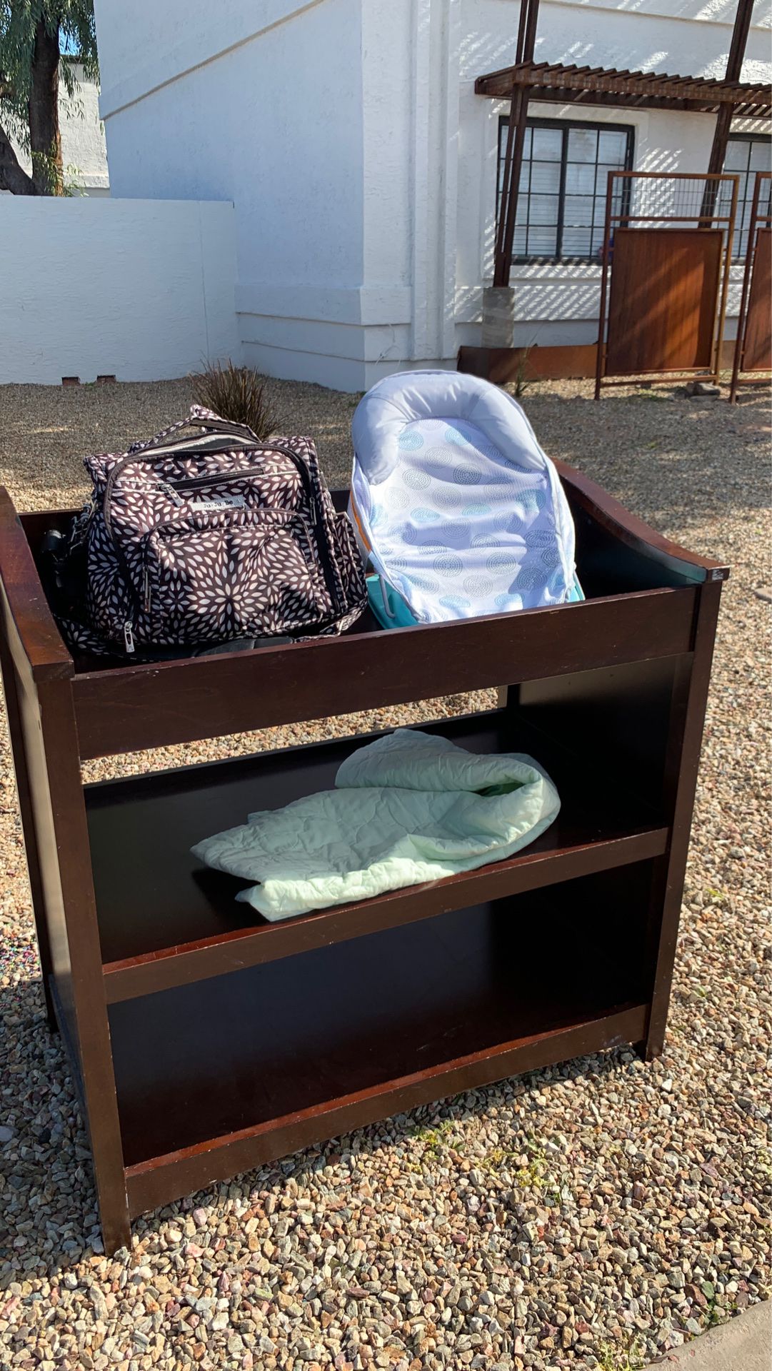 Changing table/diaper bag/ baby tub