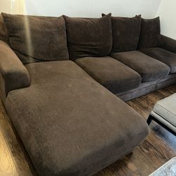 Sectional Couches 
