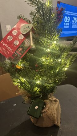 2 Ft prelit Tabletop mini Christmas Tree-New