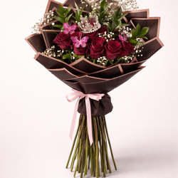 Dozen Long Stem Roses