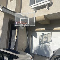 Basketball Hoop 