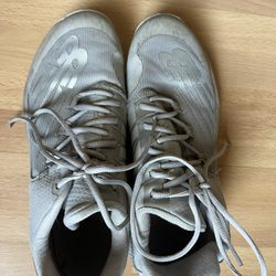 New Balance Turf Shoes Men’s Size 10