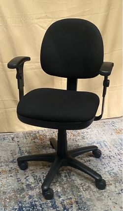 Black Ergonomic Rolling Swivel Office/Desk Task Chair, Adjustable
