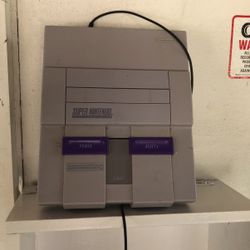 Super Nintendo entertainment system Consol
