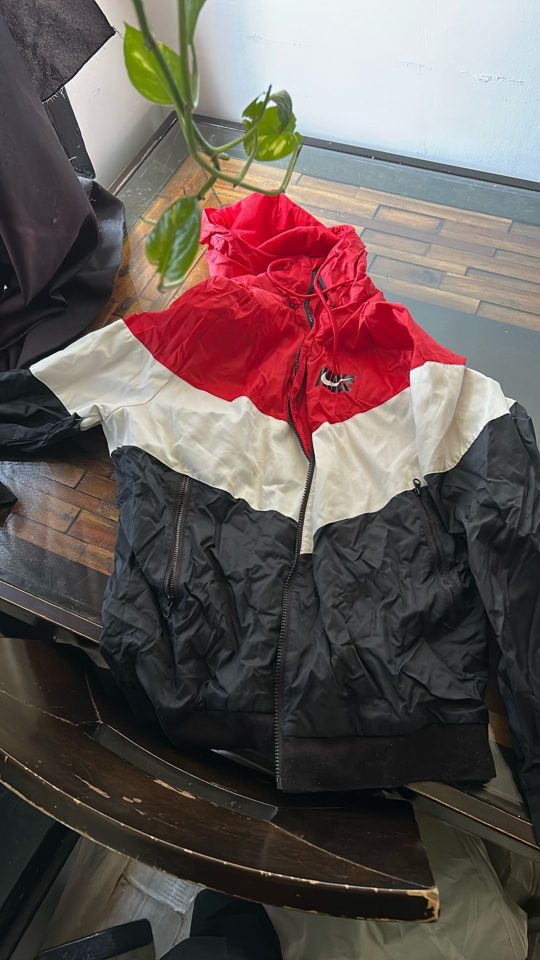 Nike Windbreaker New!