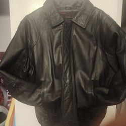 Mens Large 100% Leather Jacket