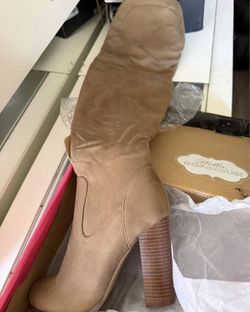 Boots New Box Size 8