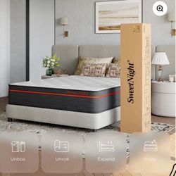 Brand New King Size Mattress. In Box ! 