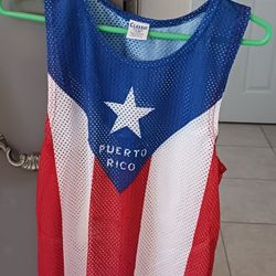 NEW SHIRT PUERTO RICO 🇵🇷  SIZE : S/M.  $10. NEVER USED 