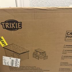 Trixie Dog House