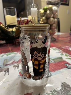 Harry Potter 17oz Glass Cup With Lid And Straw