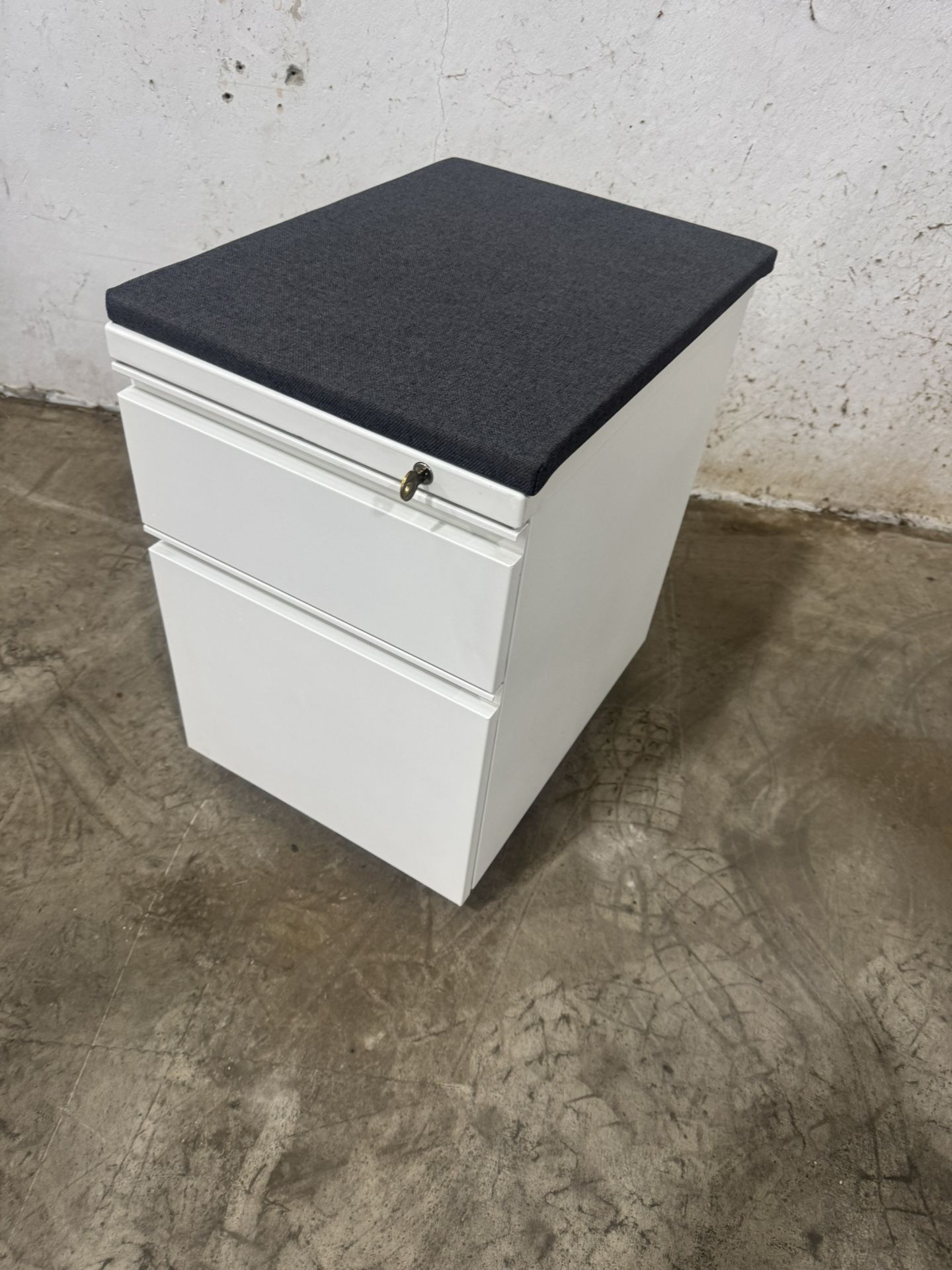 Rolling File Cabinet with Drawer Storage (Lockable)