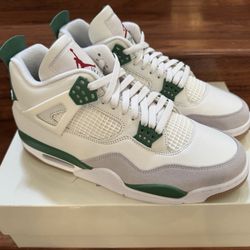 Jordan 4 SB Pine Green Size 13