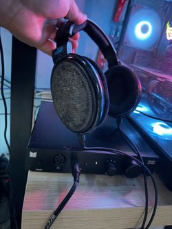 Studio Headphones Sennheiser HD600 / Monolith THX aaa 887