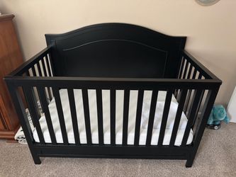 Baby crib