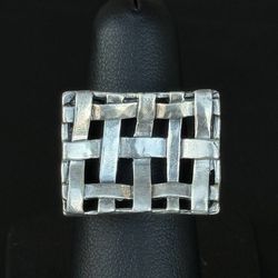 Vintage Sterling Silver Israel Hammered Basket Weave Ring Size 8 Heavy 14.7 GRAMS